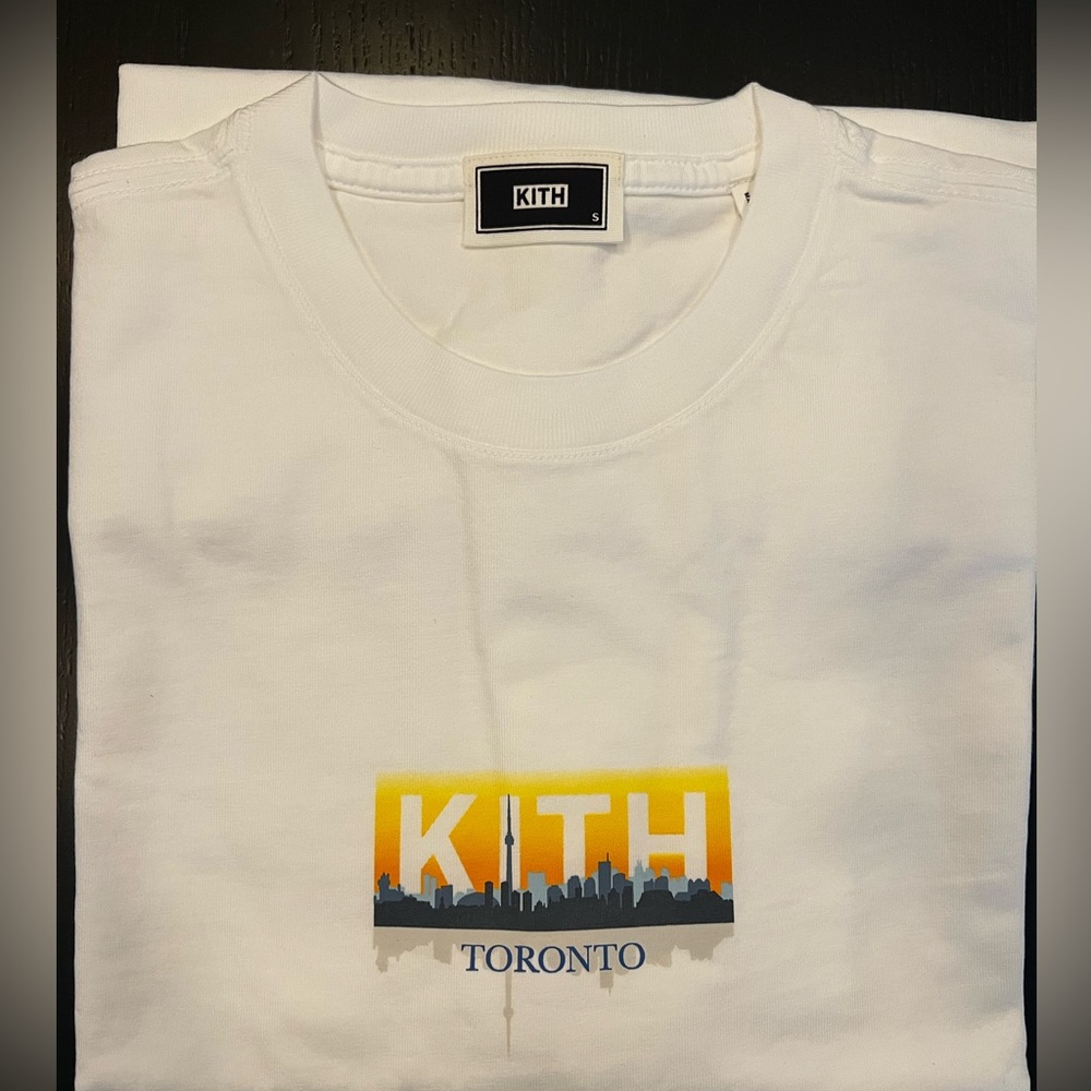KITH TORONTO BOX LOGO TEE